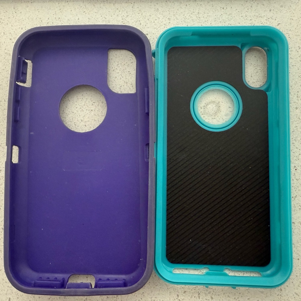 📱OtterBox Defender Series iPhone XS Case purple teal
